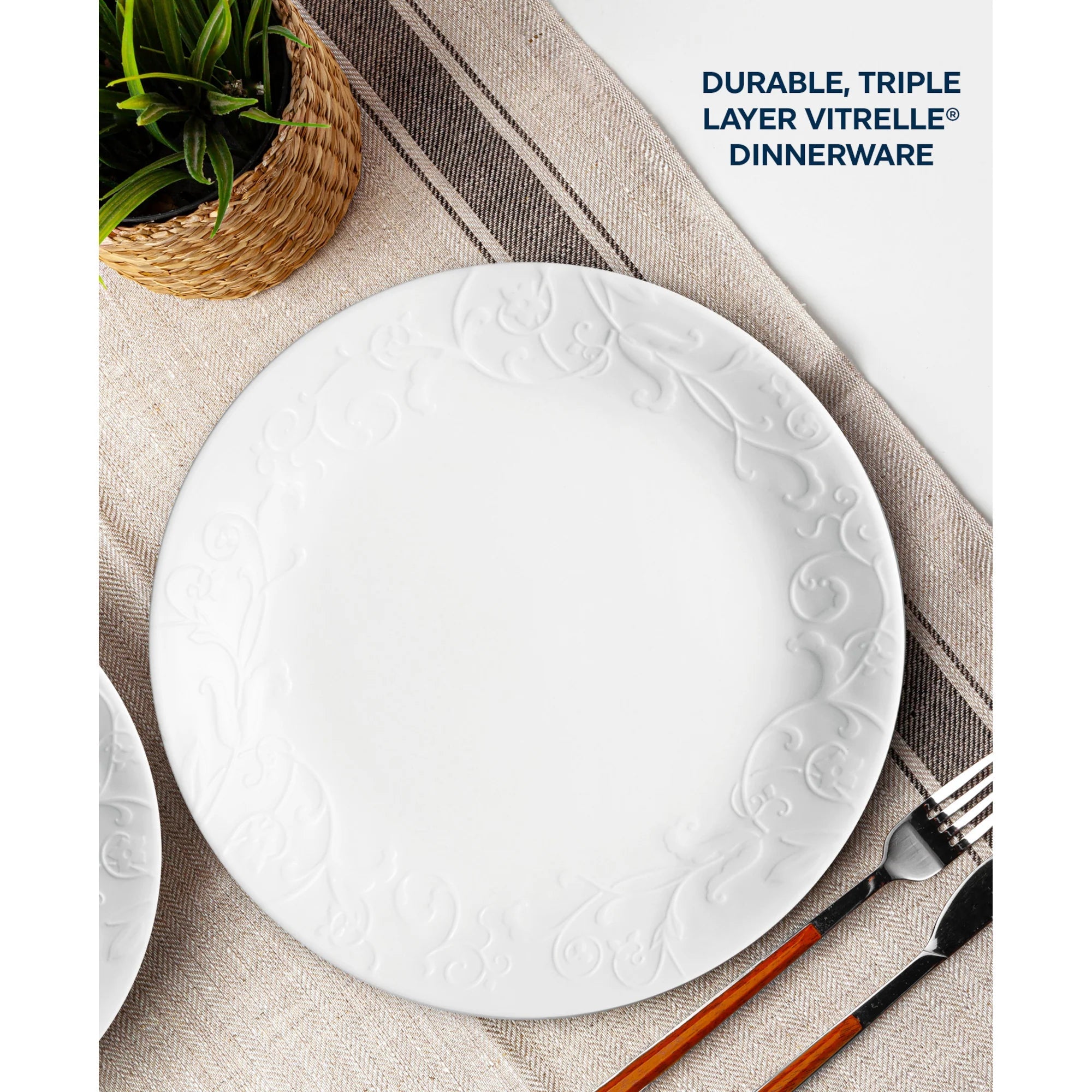 Corelle Dinnerware- Lightweight Bella Faenza 18-piece Dinnerware Set. Service for 6